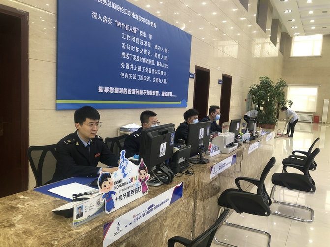 中共黨員、一等功榮立者王曙光不言放棄，堅持到比賽最后（王鵬）.jpg