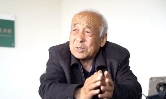 世界地球日，不忘治沙人1782.png