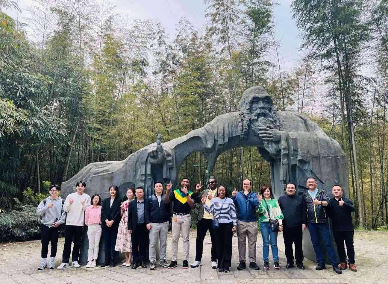 Guizhou Echo | 這一波，貴州又圈“國際粉”了
