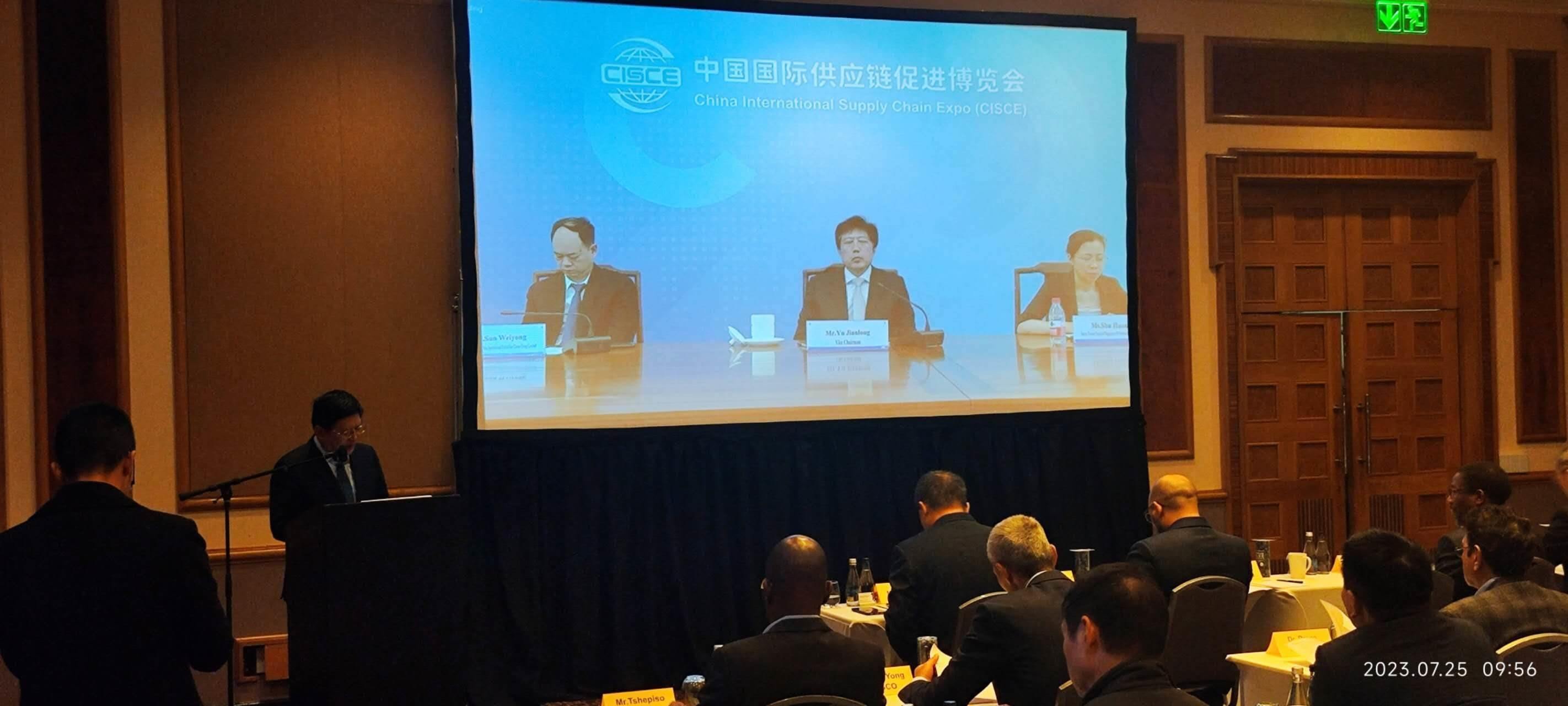 唐中東總領(lǐng)事致辭。圖片來(lái)源：貿(mào)促會(huì)