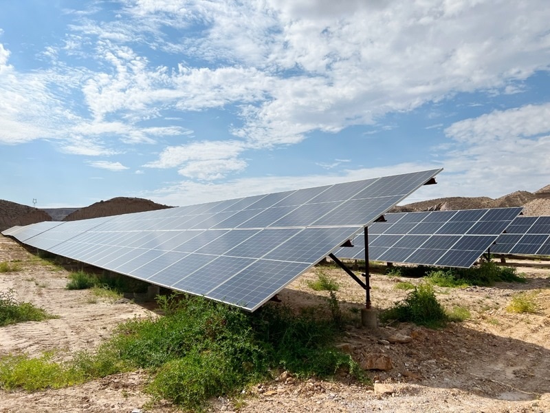 甘肅白銀深部銅礦廢石場(chǎng)100兆瓦光伏發(fā)電項(xiàng)目。受訪者供圖