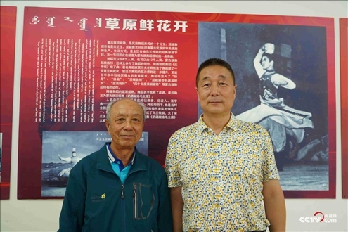 ?。▽O普〔左〕與吳恩〔右〕 央視網記者隋佳桐 攝）
