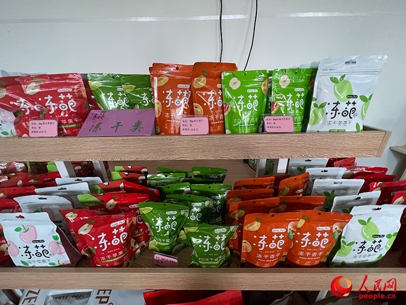 各種凍干食品。人民網(wǎng)記者 常雪梅攝
