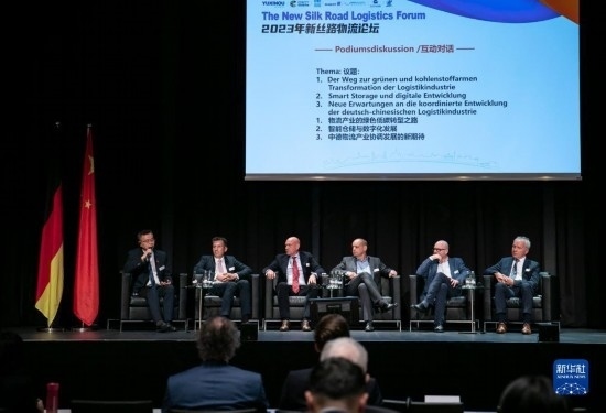 9月21日，中德兩國嘉賓參加在德國杜伊斯堡舉辦的2023新絲路物流論壇。新華社記者 張帆 攝