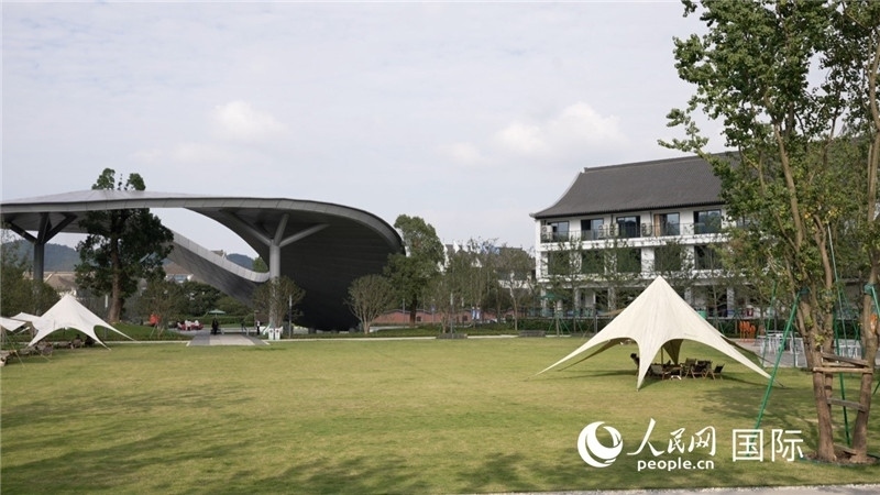 安吉露營(yíng)地。人民網(wǎng) 彭昱凱攝