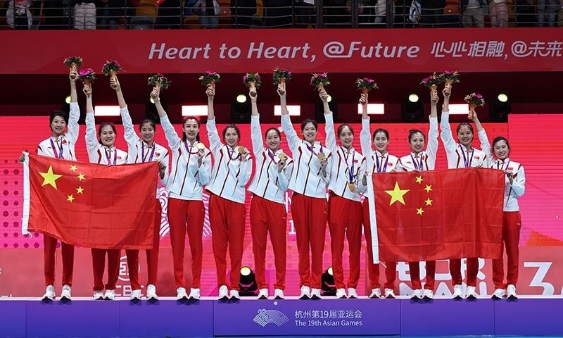 △2023年10月7日，杭州亞運會，中國女排再創(chuàng)佳績，以六戰(zhàn)全勝第九次摘得亞運金牌。