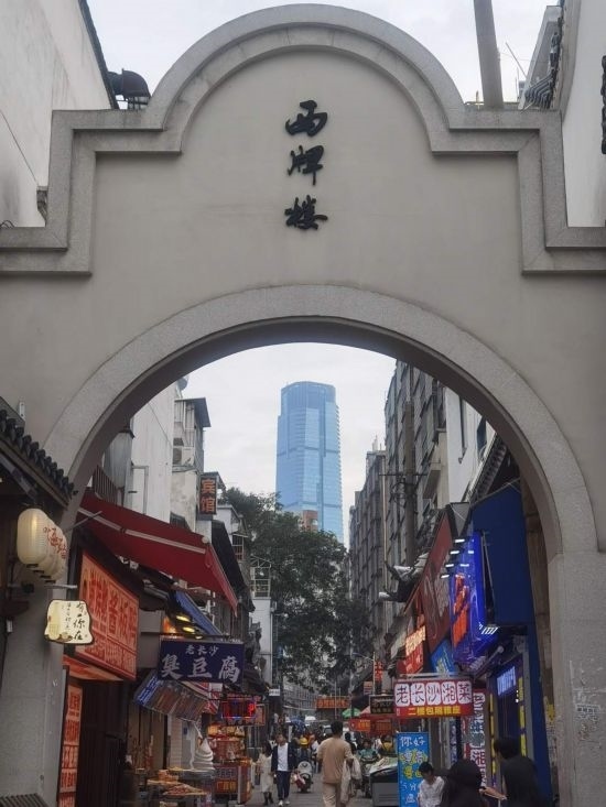10月25日，太平老街街景。（本報(bào)記者 常雯宜攝）
