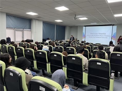 現(xiàn)場(chǎng)宣講中企。主辦方供圖