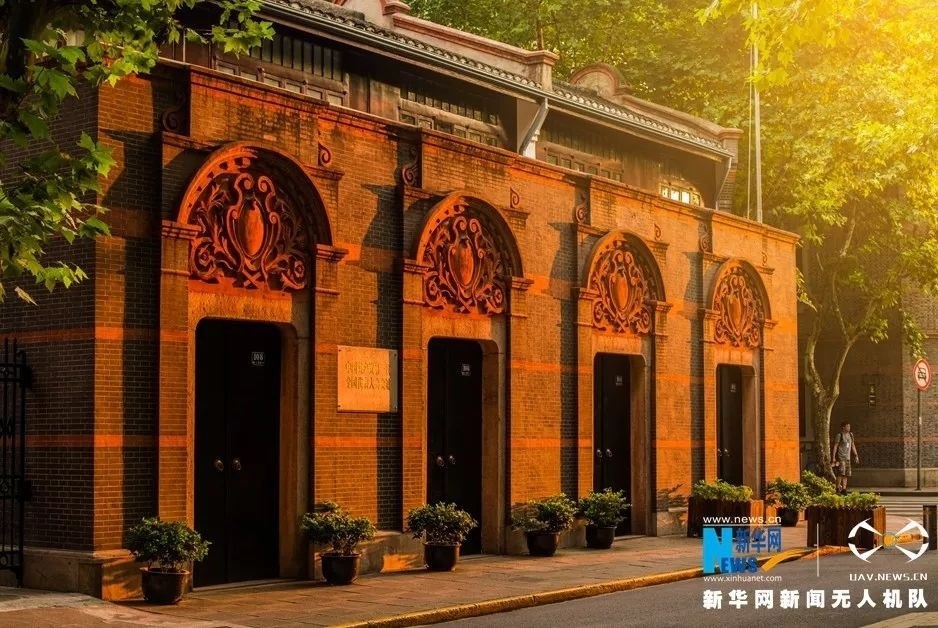 晨曦下的中共一大會址紀念館。新華網(wǎng) 吳愷 攝