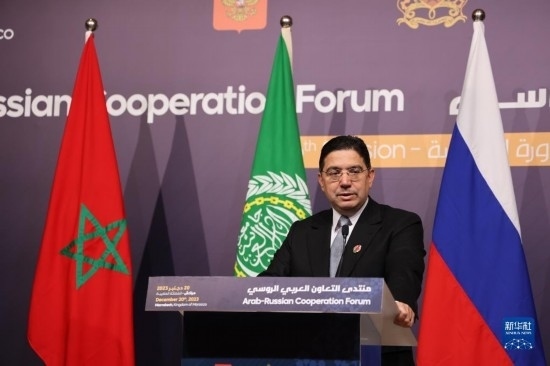 12月20日，在摩洛哥南部城市馬拉喀什舉行的第六屆阿拉伯-俄羅斯合作論壇主議程結(jié)束后，摩洛哥外交大臣布里達(dá)在記者會(huì)上講話。新華社記者霍晶攝