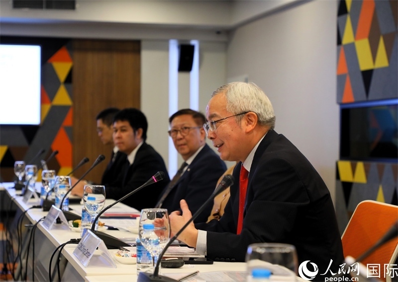 中國國際問題研究院副院長榮鷹致開幕辭。人民網記者 白元琪攝