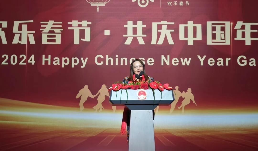 南非旅游部長(zhǎng)德利萊女士致辭。中國(guó)駐南非大使館供圖