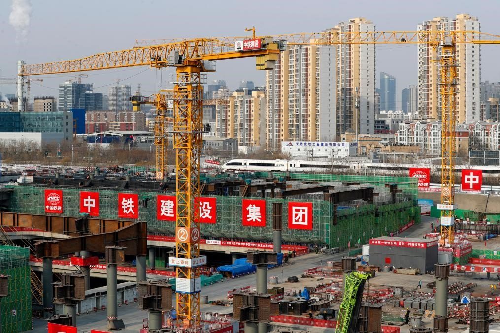 2月2日，北京城市副中心站綜合交通樞紐工程建設(shè)現(xiàn)場(chǎng)。新華社記者 李木子 攝