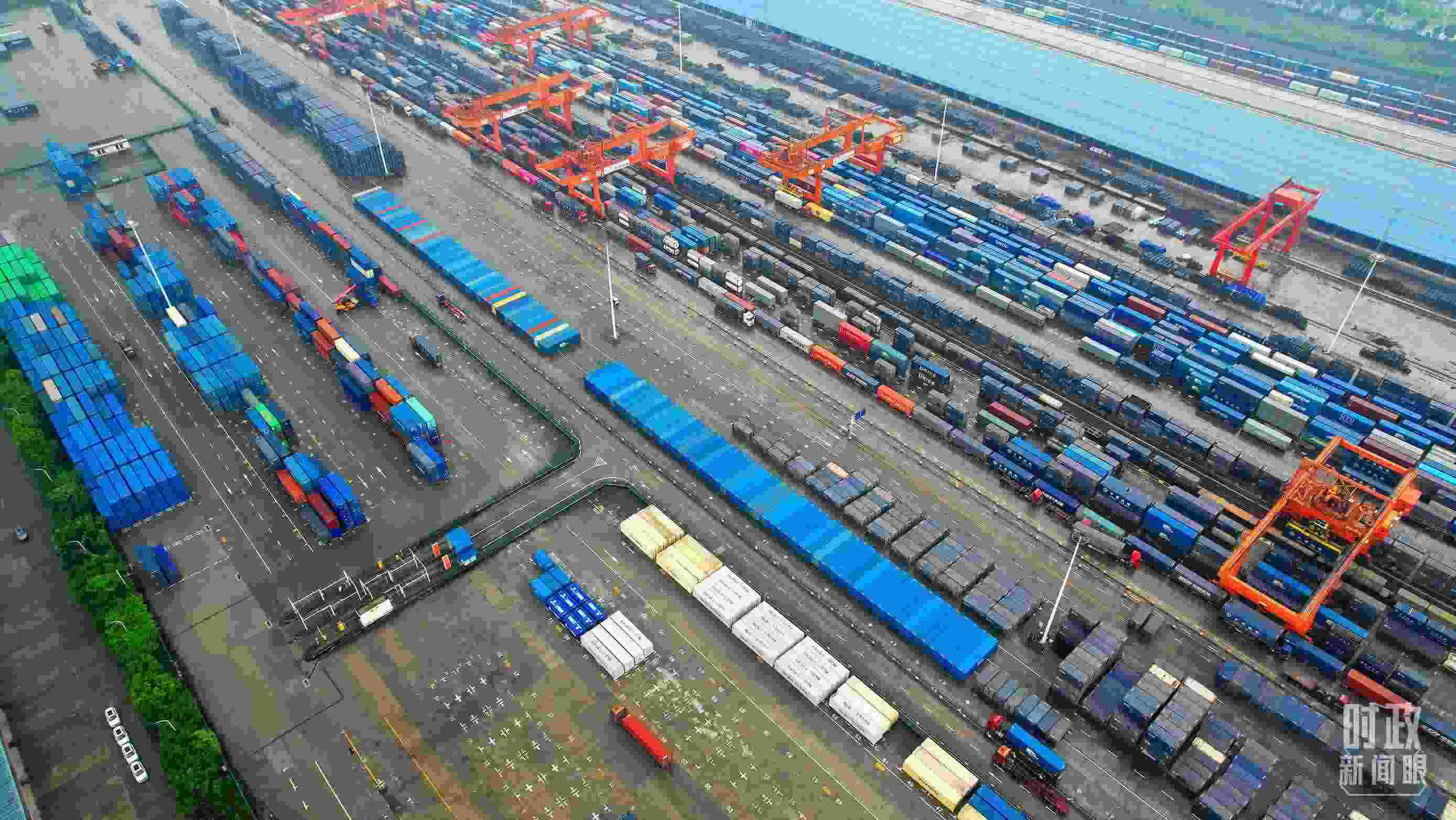 △重慶國(guó)際物流樞紐園區(qū)。（總臺(tái)央視記者范凱拍攝）