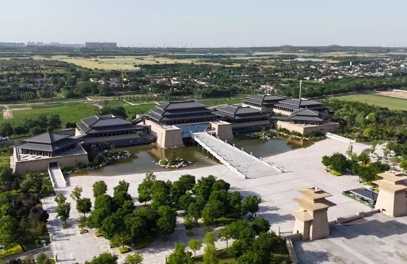 5月13日拍攝的陜西歷史博物館秦漢館全景。新華社記者 李一博 攝