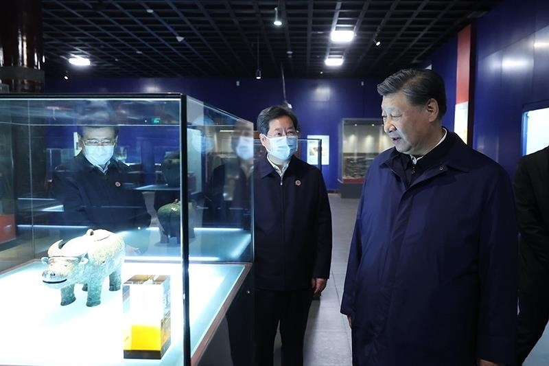 △2022年10月28日，習(xí)近平總書記在河南安陽市殷墟博物館考察。