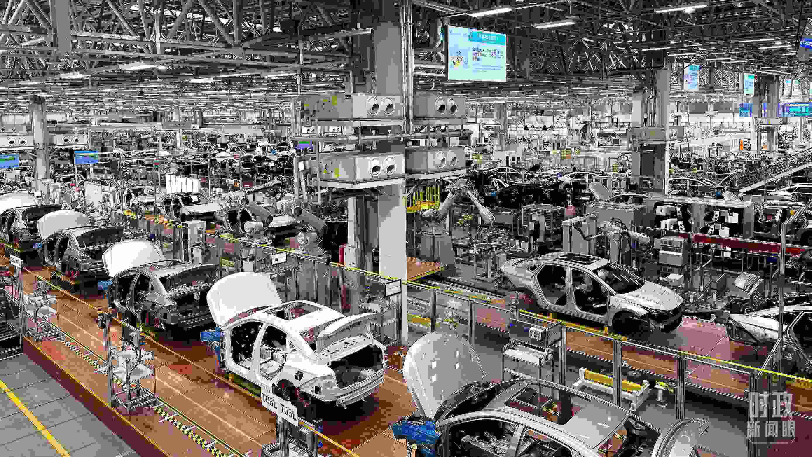 廣州廣汽埃安總裝車(chē)間智能生產(chǎn)線(xiàn)。2023年4月，習(xí)近平曾到這里考察。（總臺(tái)央視記者趙化拍攝）