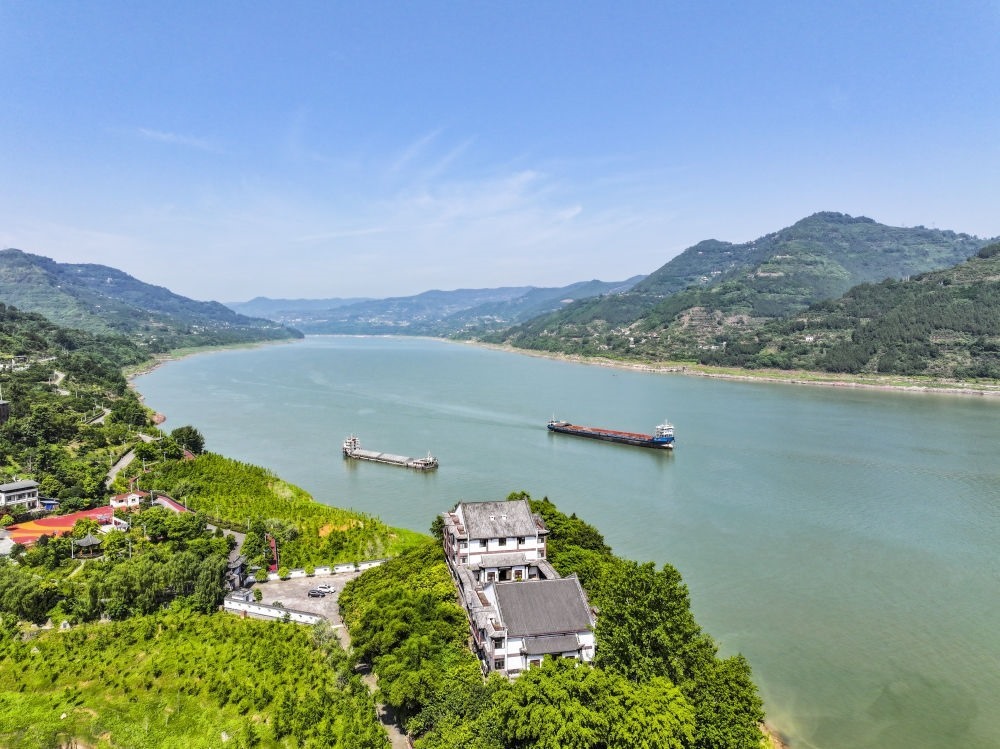 長江重慶萬州段景象（2024年5月15日攝，無人機照片）。新華社記者 王全超 攝