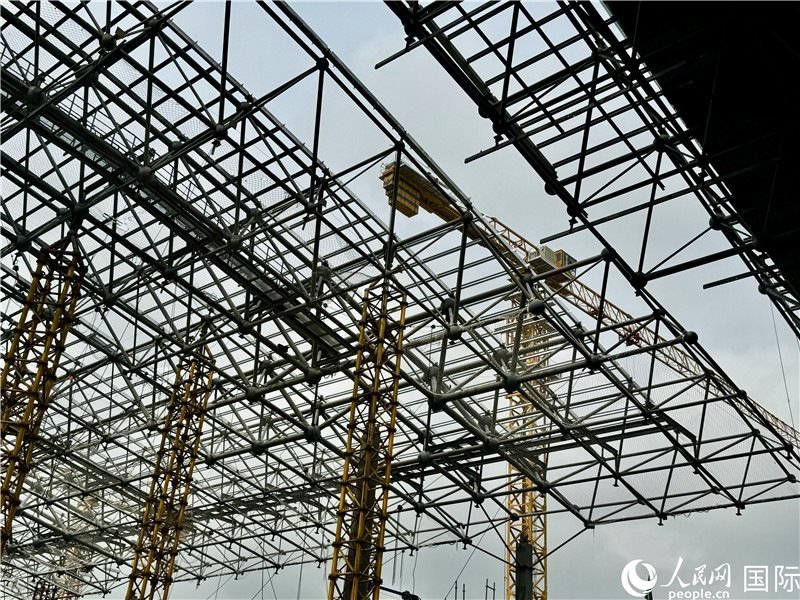 沈白高鐵通化西站施工現(xiàn)場(chǎng)。人民網(wǎng) 謝瑩攝