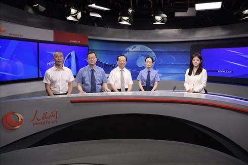 訪談現(xiàn)場。人民網(wǎng)記者 王曉嘯攝