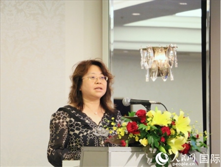 中國駐日本大使館經(jīng)濟商務公使羅曉梅致辭。人民網(wǎng) 許可攝