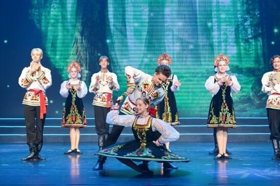 第十屆“歡動(dòng)北京”開(kāi)幕，12國(guó)青少年向未來(lái)問(wèn)好