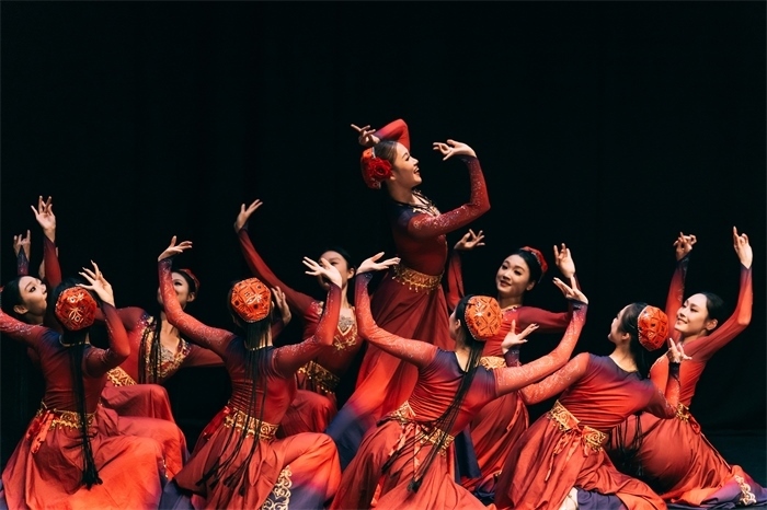 《長城魂》中的民族舞蹈表演。主辦方供圖