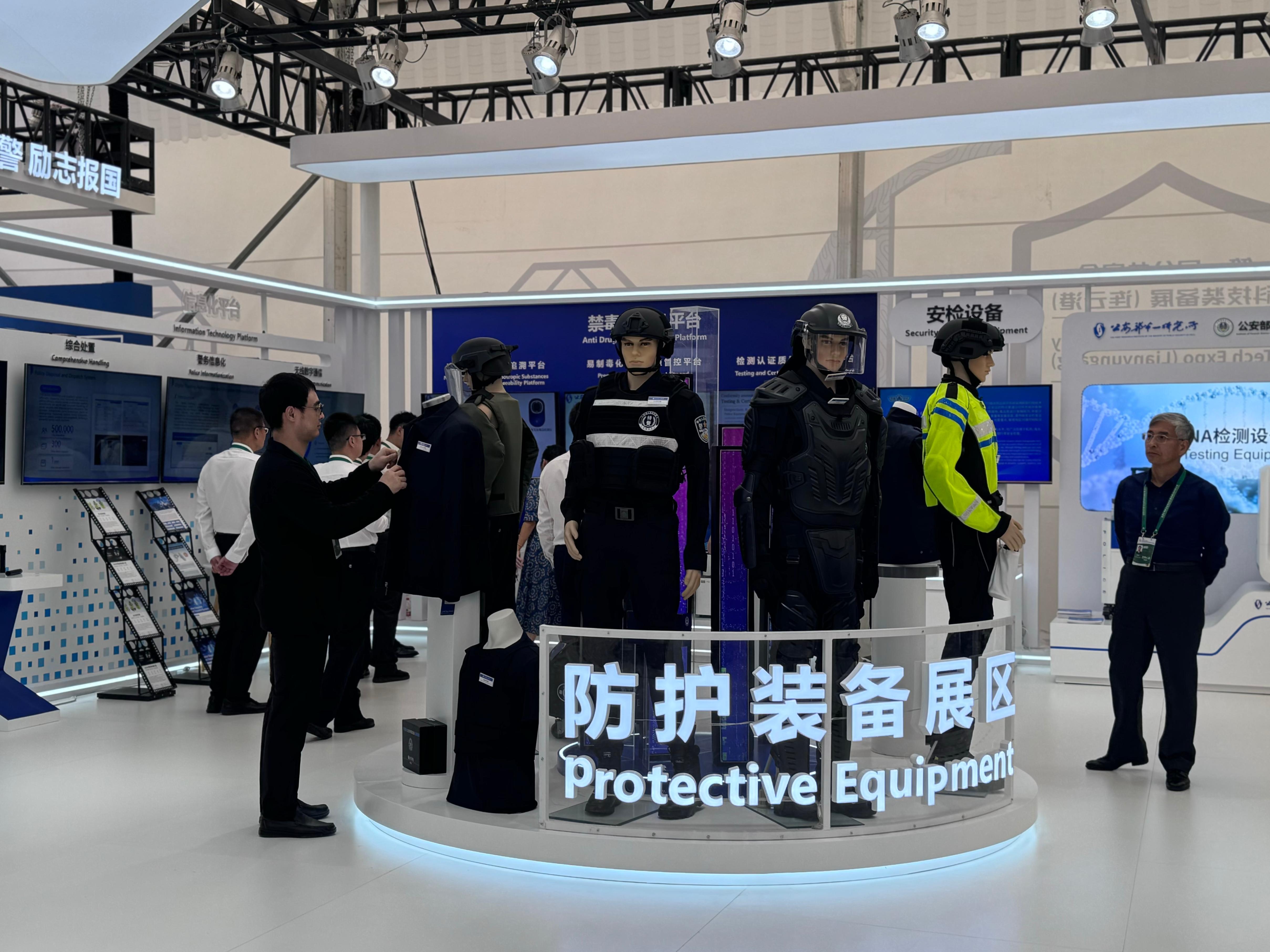 公共安全科技裝備展（連云港）現(xiàn)場(chǎng)。人民網(wǎng)記者 郝萍攝