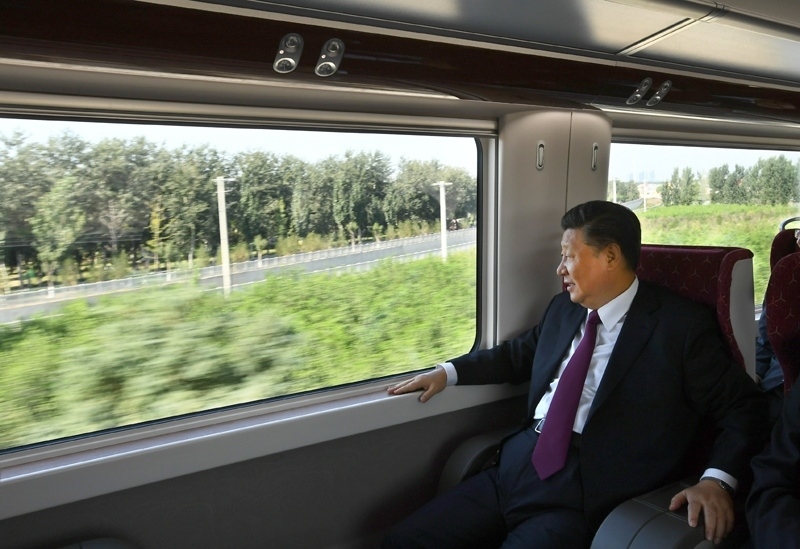 2019年9月25日，習近平總書記乘坐軌道列車前往北京大興國際機場。
