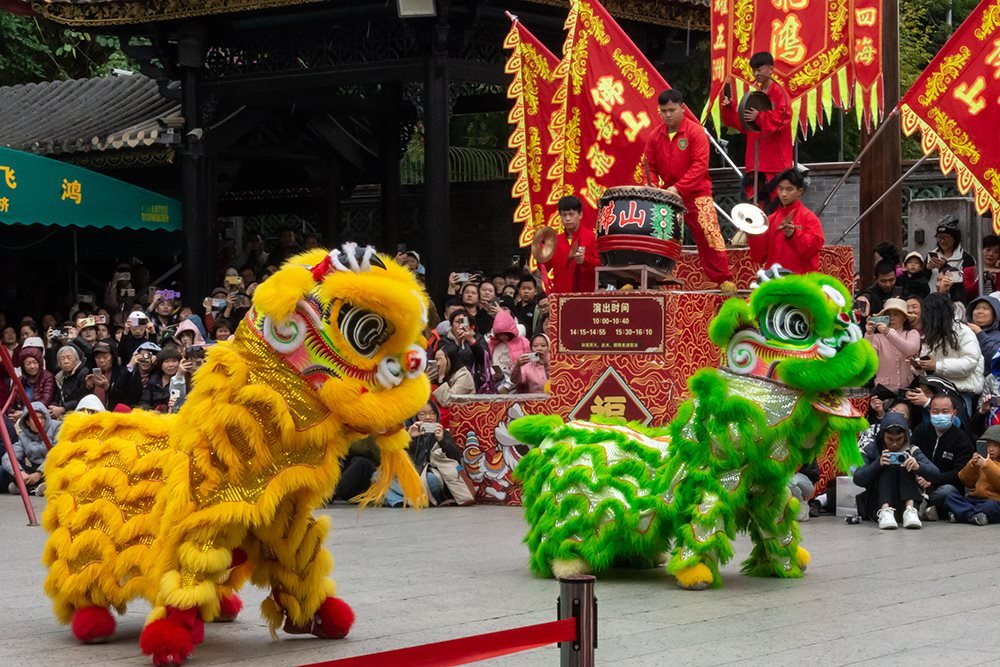 圖為廣東省佛山市祖廟的醒獅表演。