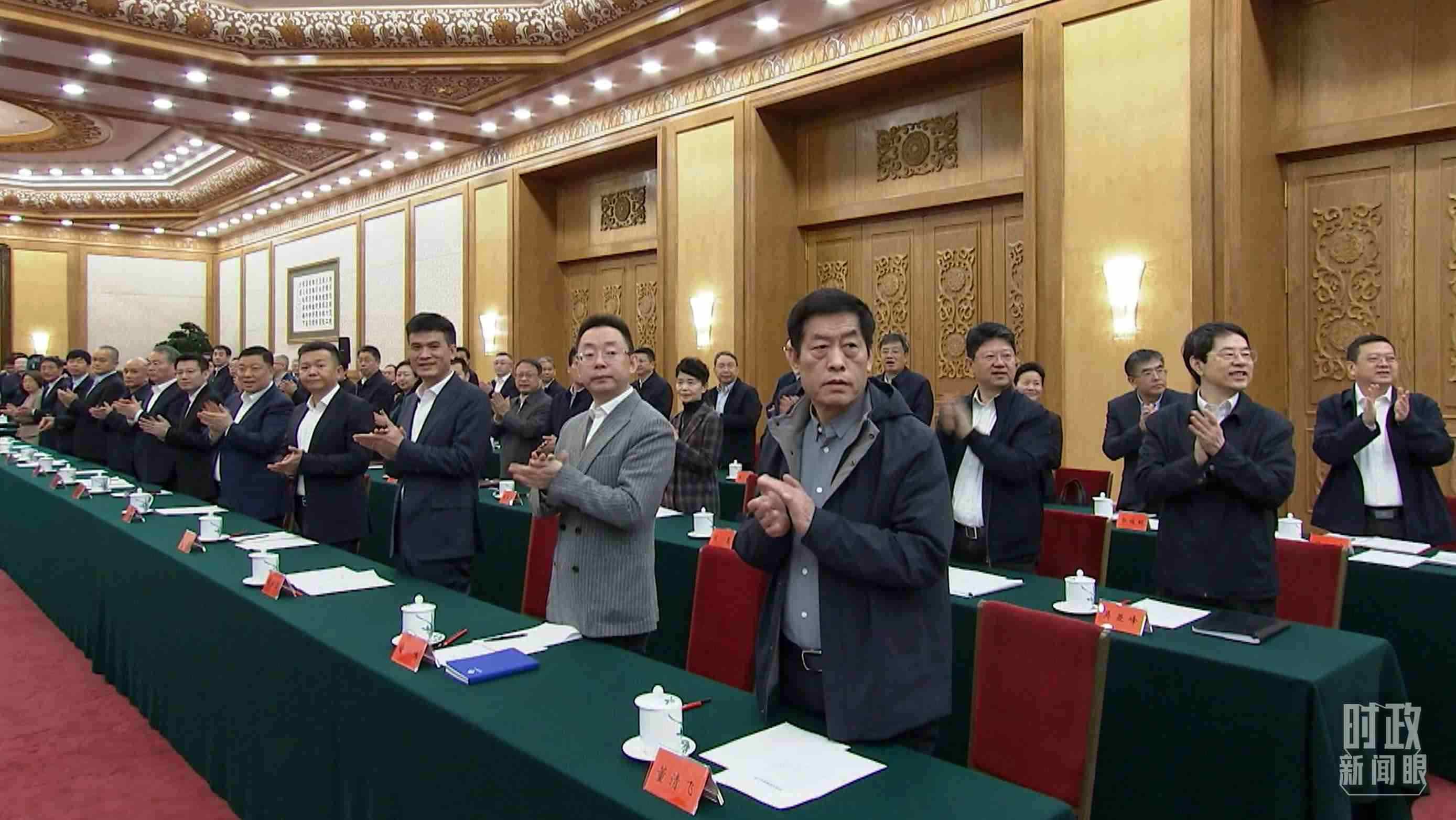 △2月17日，民營企業(yè)座談會現(xiàn)場。