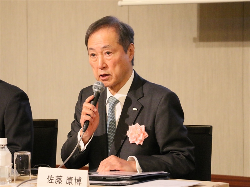 日中投資促進(jìn)機(jī)構(gòu)會長佐藤康博致辭。人民網(wǎng) 許可攝