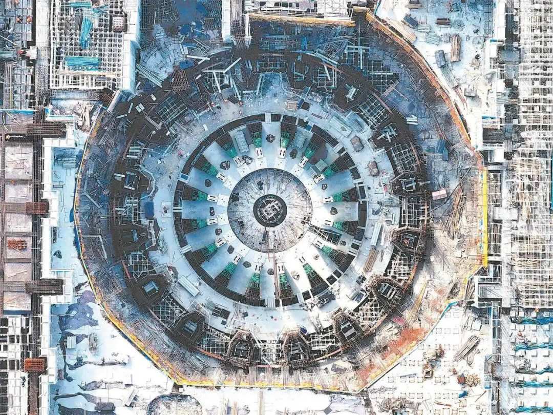 △中國科學院合肥物質科學研究院等離子體所，緊湊型聚變能實驗裝置（BEST）項目正加緊施工。