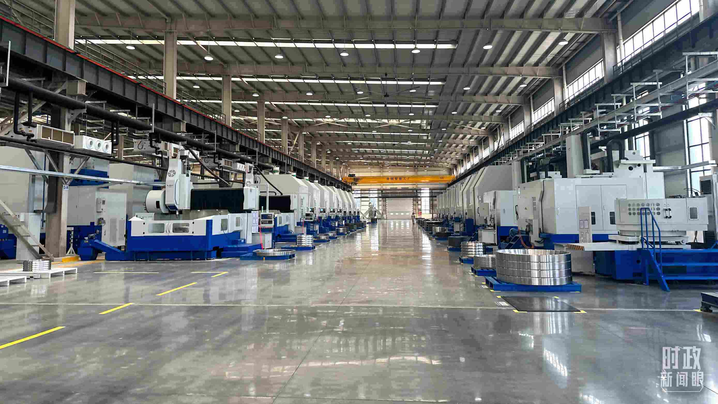 △洛軸智能工廠。（總臺(tái)央視記者趙化拍攝）
