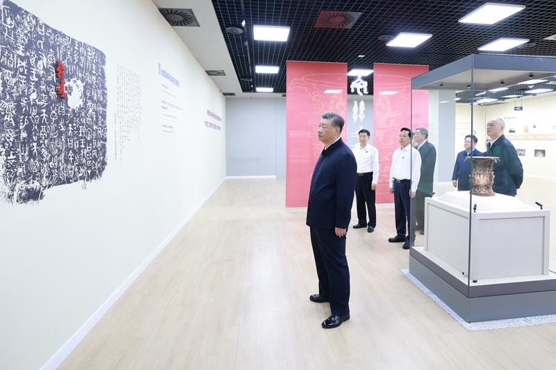 △2024年9月10日，習近平總書記來到陜西寶雞市參觀寶雞青銅器博物院。